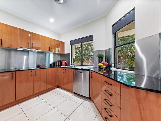 Modern Living in the Heart of Cannonvale