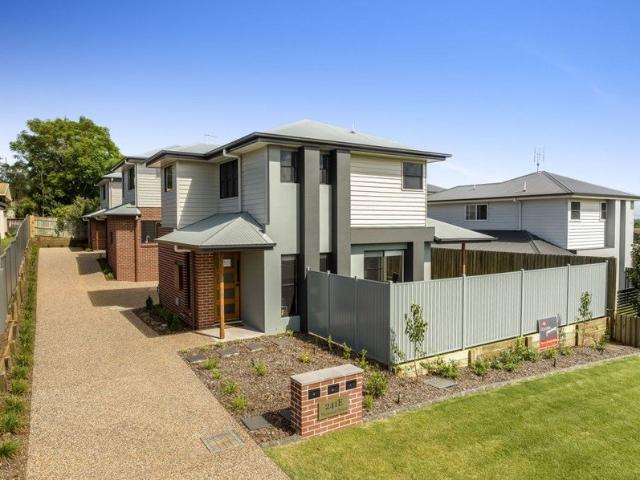 Modern Living in the Heart of Centenary Heights