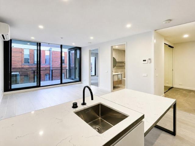 Modern Living in the Heart of Collingwood