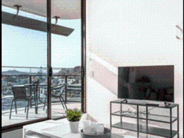 Modern Living in the Heart of Newstead 1 BEDROOM Modern Apartment