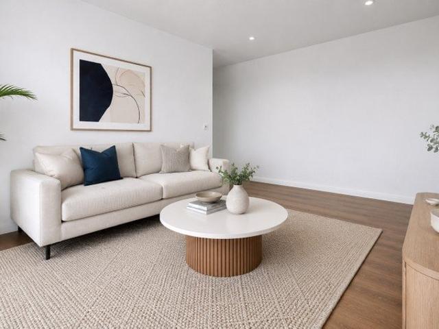 Modern living in the heart of Schofields!