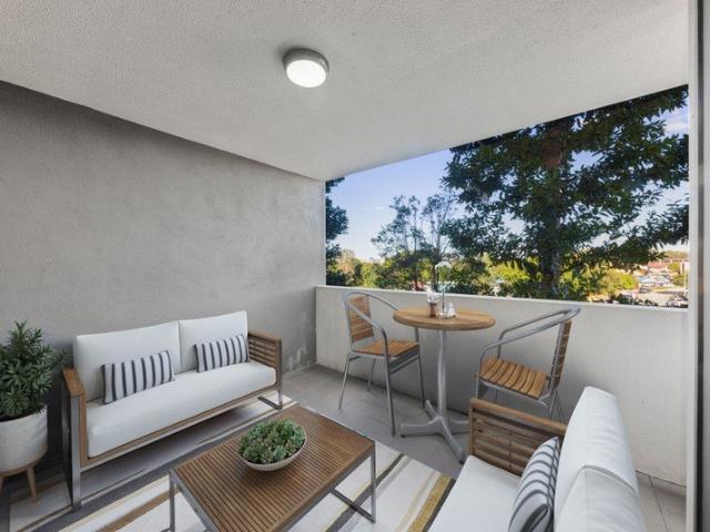Modern Living in the Heart of Sippy Downs