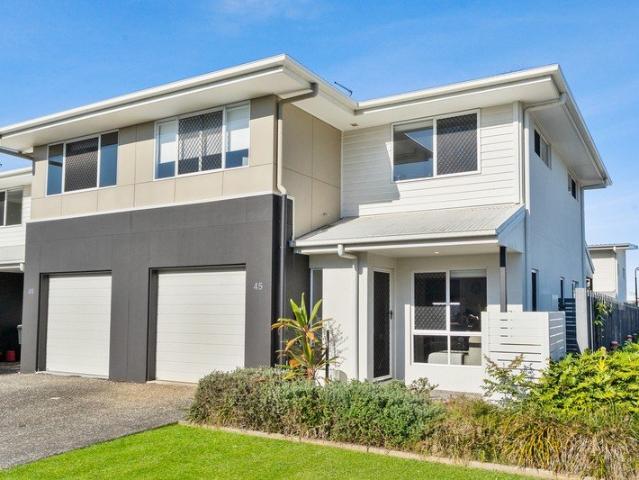 MODERN LIVING IN THORNLANDS