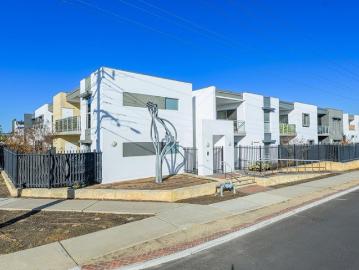 Modern Living in Vibrant Midland Hub