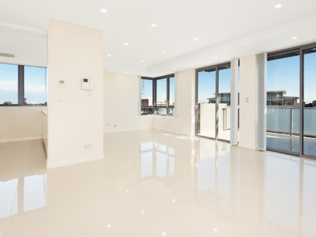 MODERN LIVING JUST MOMENTS FROM CHATSWOOD CBD