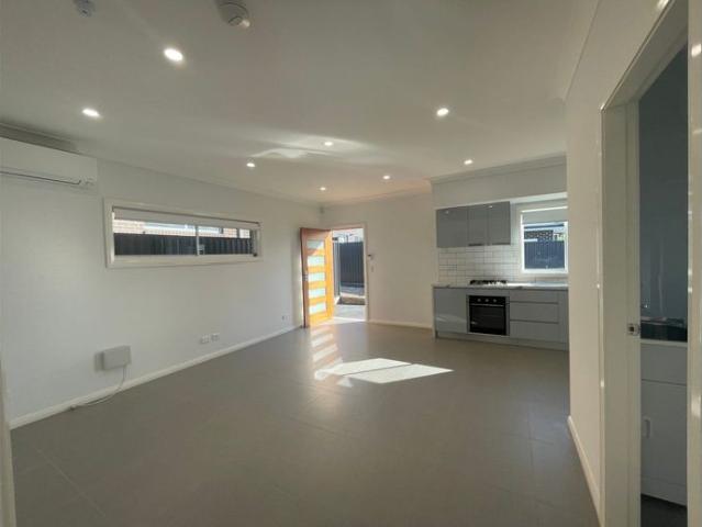 Modern Living Just Minutes from Ed.Square!
