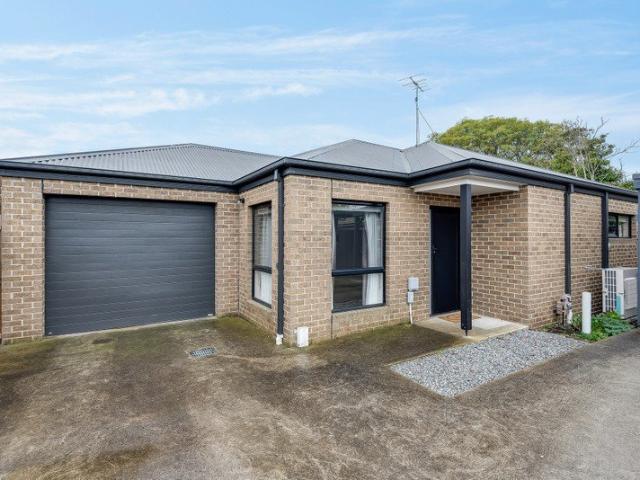 Modern Living, Premium Quality