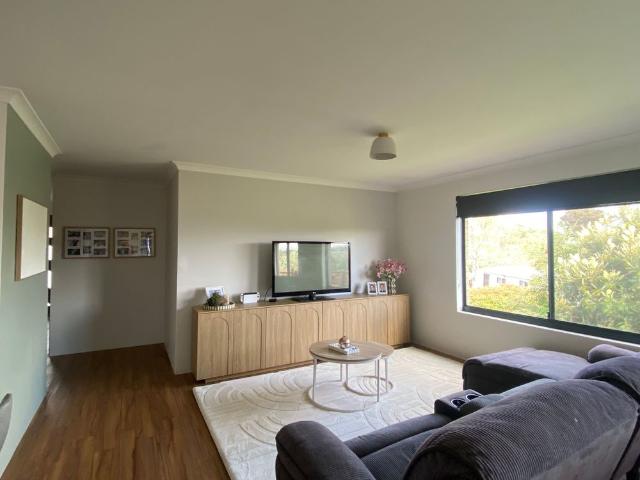 Modern Living, Rural Views