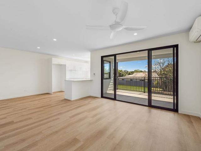 Modern Living | Spacious Town House