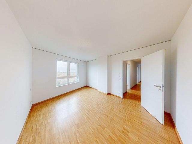Modern Living trifft Digitalisierung: 4 Zimmer Apartment im Quartier FÜRstenried West