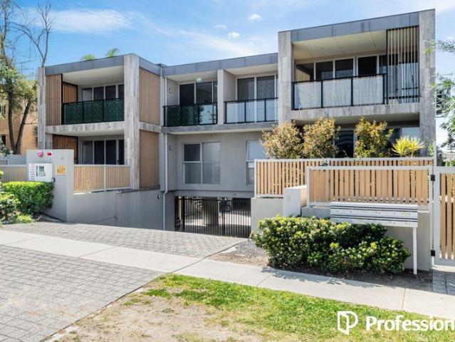 Modern Living, Unbeatable Location!