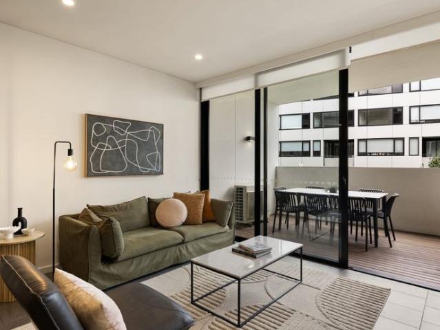 Modern Living | furnished Apartment | Wi Fi and Water included