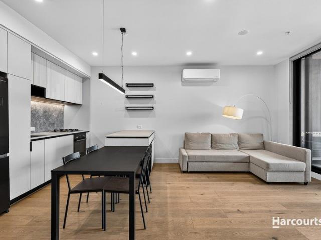 Modern Living Vibrant Brickworks Lifestyle