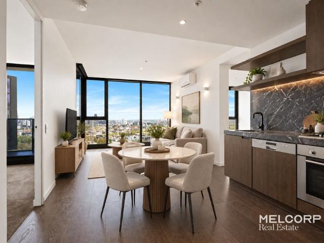 MODERN LIVING WITH CITY VIEWS UNFURNISHED