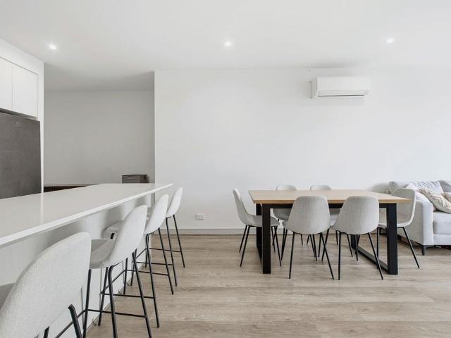 Modern Living with Incredible Uninterrupted Views