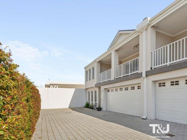 MODERN LIVING WITH STYLE & CONVENIENCE