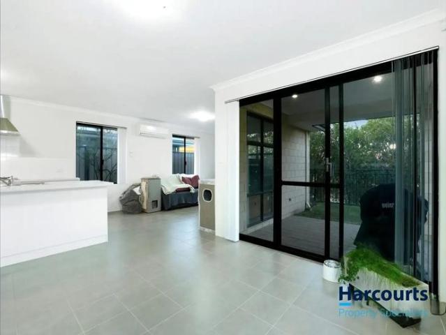 Modern Living with Parkland at Your Doorstep!