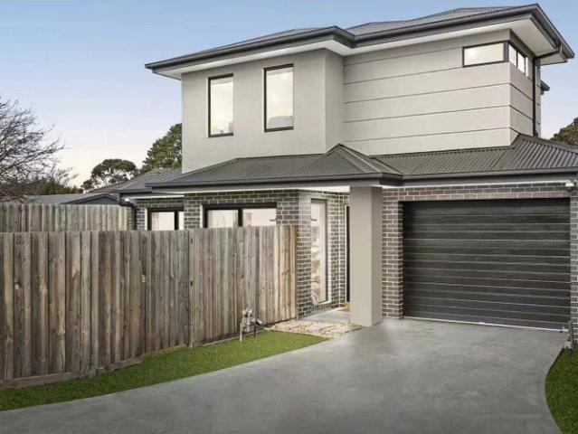 MODERN LIVING WITH PRIVACY AND SPACE