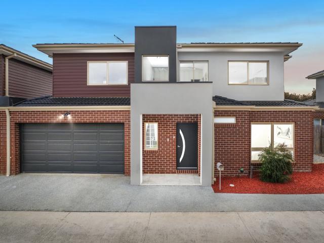 Modern Living with Quality Finishes & Mountain Views!