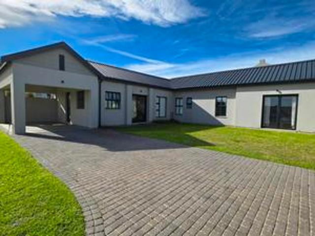 modern living with tranquil farm vie.