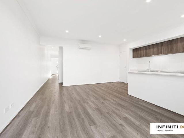 MODERN LIVING WITH UNINTERRUPTED VIEWS!
