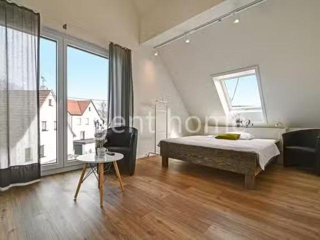MODERN LIVING