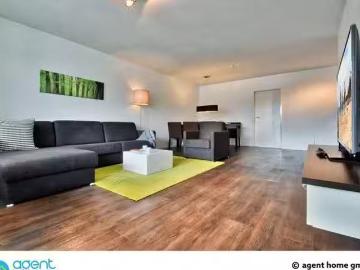 MODERN LIVING