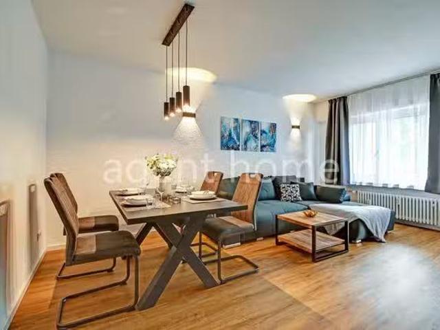 MODERN LIVING
