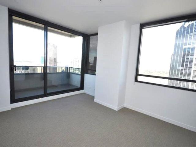 Modern living 2 Bedroom Apartment with urban convenience