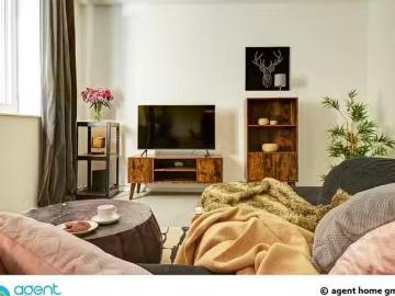 MODERN LIVING