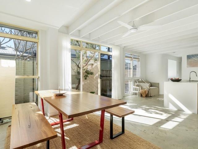 Modern lifestyle oasis in golden Lennox Head address