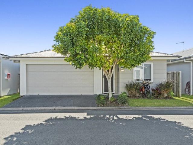 Modern Lifestyle Home Close to Clubhouse and Sports Precinct