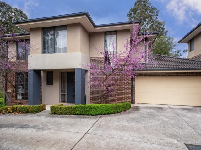 Modern Lifestyle Living in a Tranquil Setting