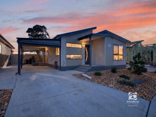 MODERN LIFESTYLE LIVING IN BROADLANDS VIEW VILLAGE