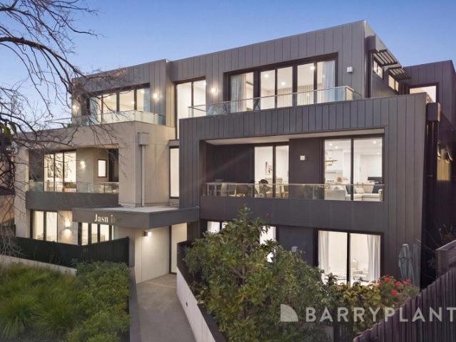 Modern Lifestyle, Prime Doncaster Location