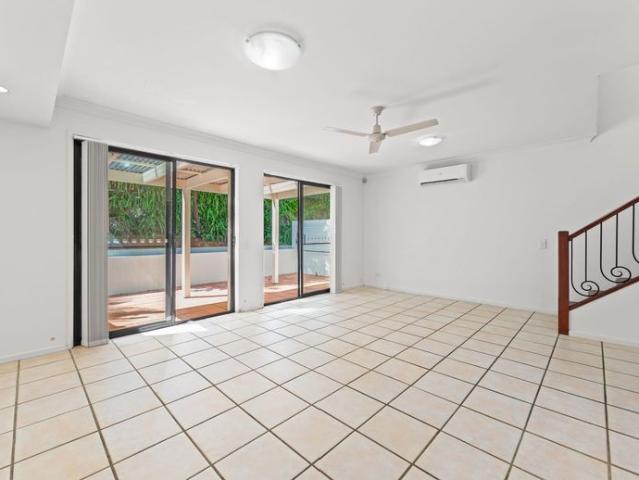 Modern Lifestyle Retreat in the Heart of Robina