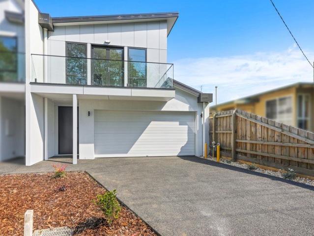 Modern, Light Filled Family Living in the Heart of Warragul