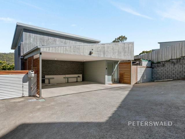 Modern, light filled living