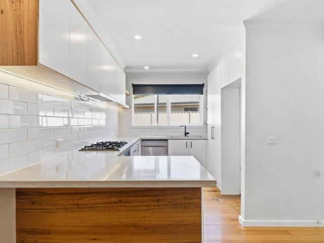 Modern, Light Filled Living with Unbeatable Outdoor Entertaining in Prime Kilsyth