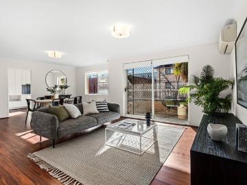 Modern, Light Filled Living in the Heart of Mortdale