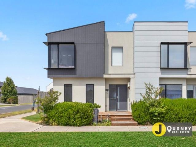 MODERN, LIGHT FILLED & PRIME CORNER POSITION IN NEW BLOOM ESTATE
