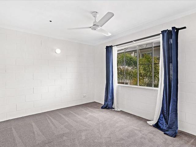 Modern & Light Filled Two Bedroom Unit in Cannonvale