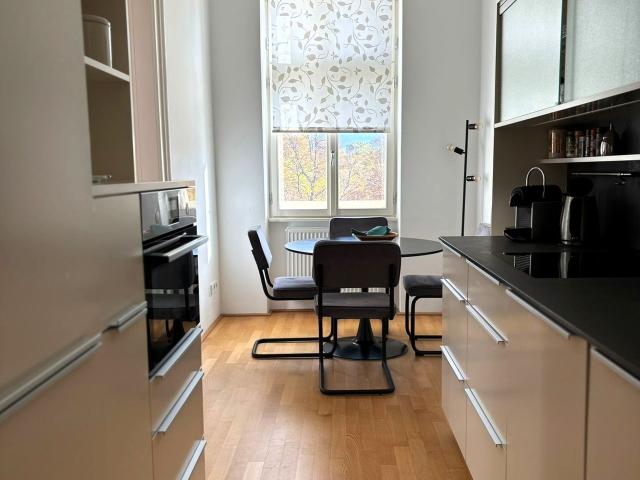 Modern light flooded apartment at the Augarten, Vienna Amsterdam Apartments for Rent