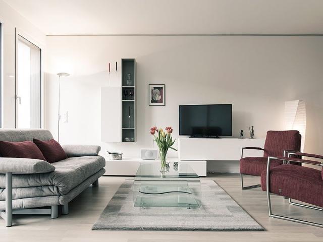 Modern luxury apartment in the famous Yoo by Philippe Starck, very central with pool, gym, sauna, concierge