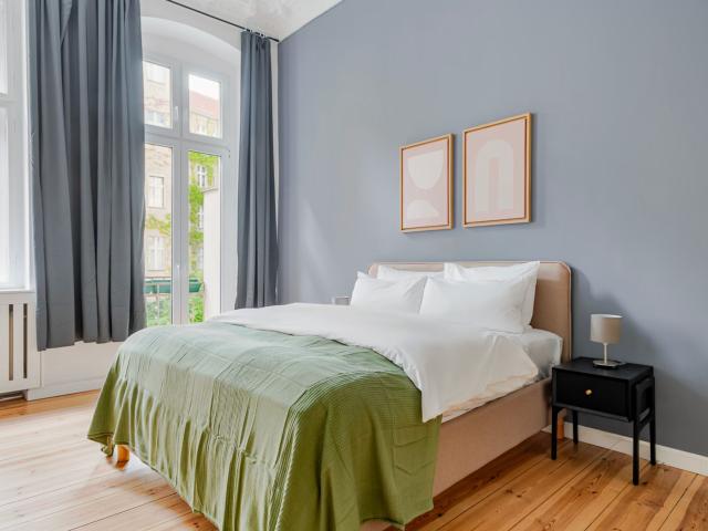 Modern & Luxury Apartment in Central Location