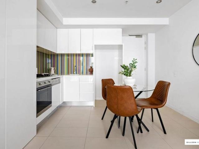 Modern Luxury in the Heart of Vibrant Prahran