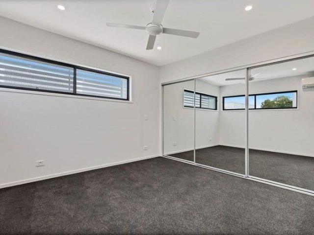 Modern Luxury in the Heart of Buderim