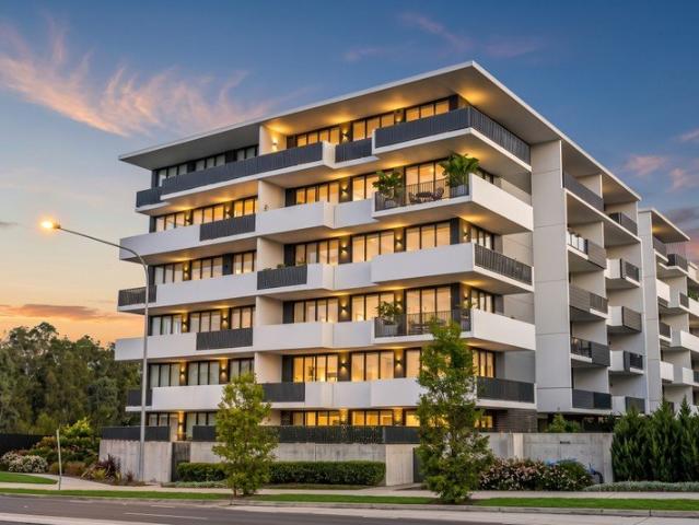Modern Luxury Living, Exceptional Space & Convenience in the Heart of Edmondson Park
