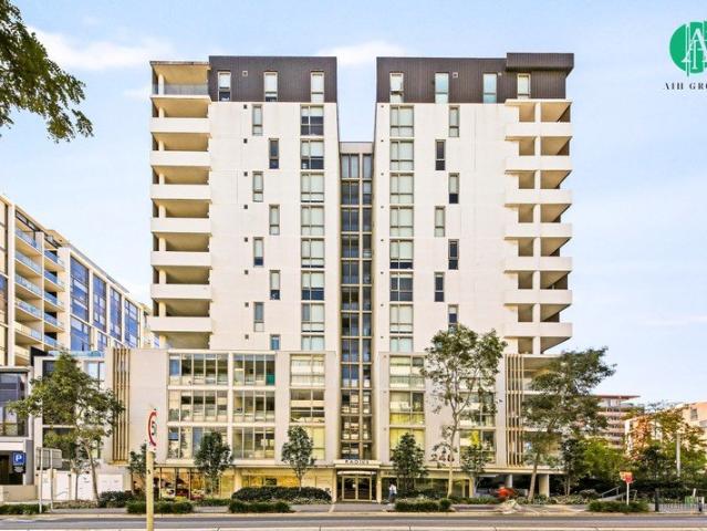 Modern Luxury Living in the Heart of Mascot Two bedrooms +Study Just 2 Minutes to the Station