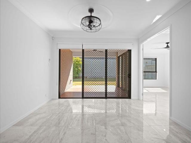 Modern Luxury Living in Hayfield Estate
